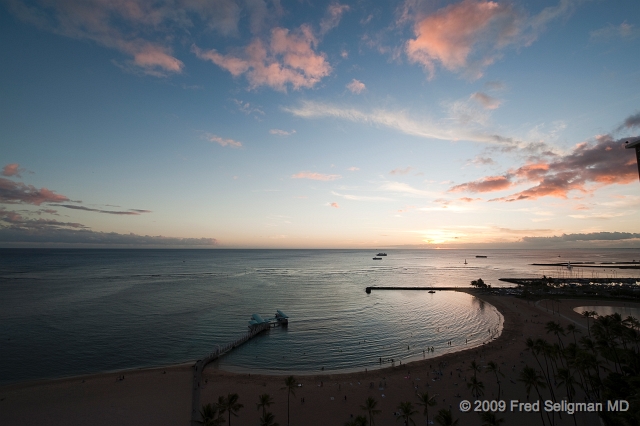 20091031_175354 D3.jpg - Sunset view from Hilton Hawaiin Village, Honolulu